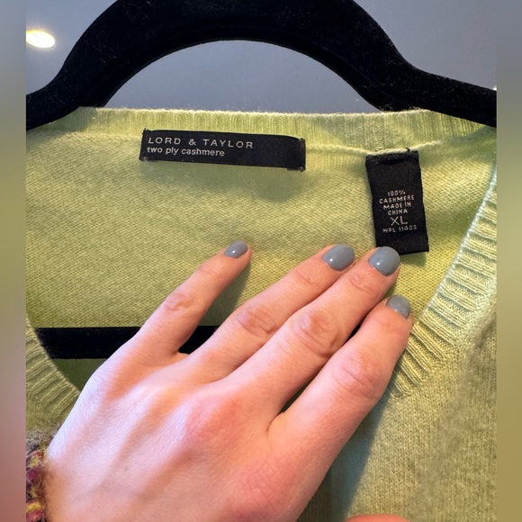 Lord & Taylor Cashmere Button Down (lime) - Picture 3 of 3